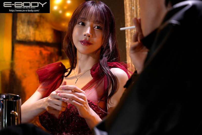 Tình yêu với nữ tiếp viên nổi tiếng vú to Alice Nanase