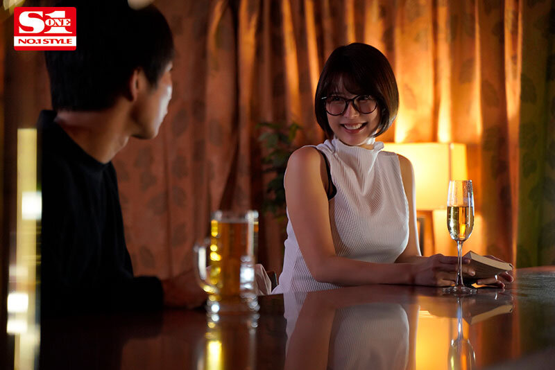 Đi bar bất ngờ gặp được thần tượng JAV mà tôi hay sóc lọ tụ sướng và cái kết Tsukasa Aoi